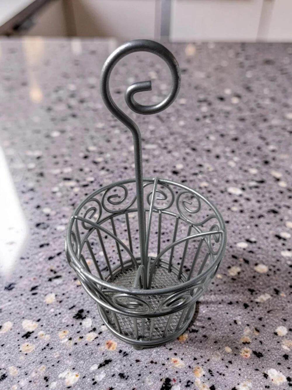 Metal Scroll Pattern Utensil Carrier With Carry Handle.